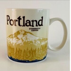 Starbucks Portland Collectible Coffee Cup Cream  City Mountains 20 Oz Logo Mug